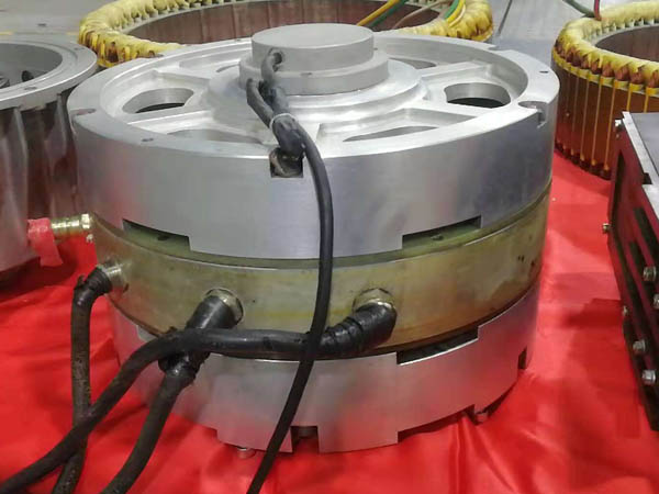 輪轂電機(jī)的驅(qū)動(dòng)方式有哪些，不同方式的優(yōu)缺點(diǎn)